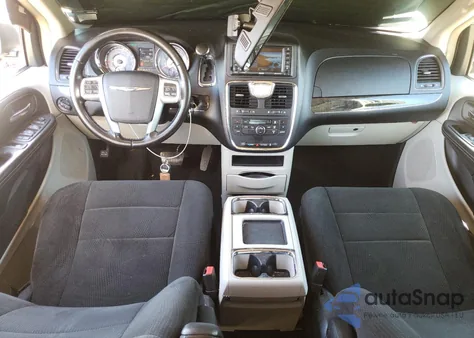 2012 Chrysler Town & Country Touring из США, поврежденный, VIN 2C4RC1BG9CR127404